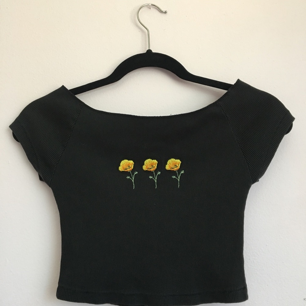 brandy melville off-the-shoulder crop top